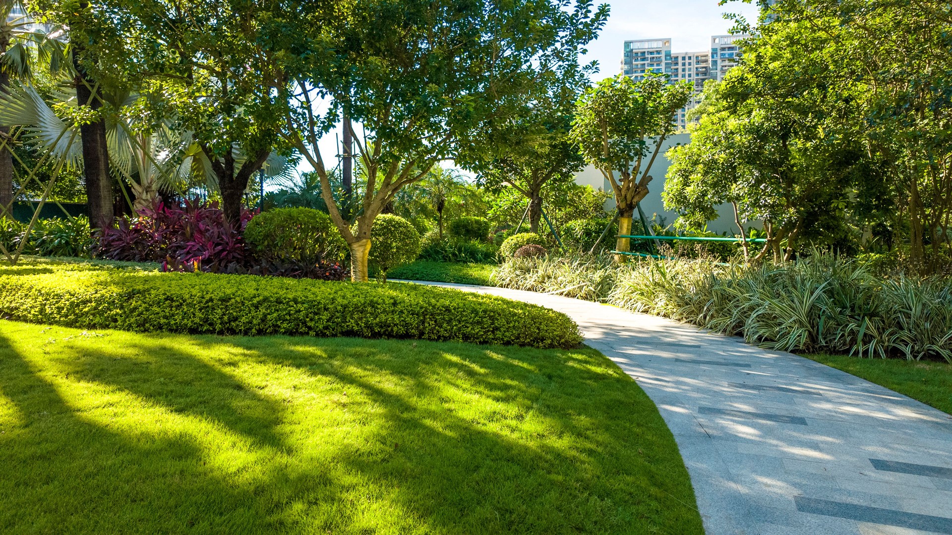 The pathway of garden style residential communities